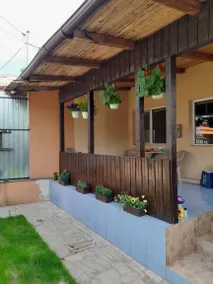 Holiday home with BBQ & garden | Garden view - Image 2
