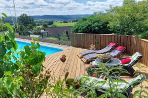 Child-friendly wonderful flat with barbecue, garden & pool | Nature view | Dogs allowed - Image 5