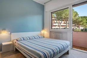 Holiday apartment with pool | Garden view - Image 3