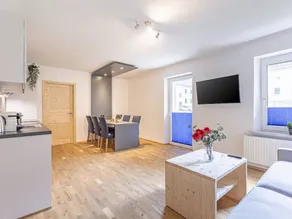 Children-friendly nice apartment with garden, hot tub & sauna | Mountain view | Dogs allowed - Image 2