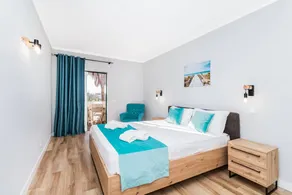 Luxury Apartment POOL EV charging available - Image 4