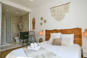 Child-friendly charming holiday apartment with garden, hot tub & barbeque | Garden view | Suitable for remote work - Image 5