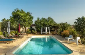 Bed & breakfast with sauna, terrace & pool | Garden view - Image 5
