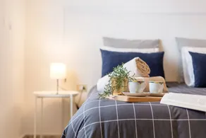 Holiday home with terrace | City view - Image 2