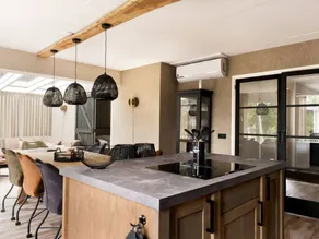 Fully equipped charming holiday home with barbeque, terrace & pool | Pets allowed - Image 2