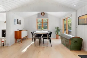 Holiday home with terrace & barbecue - Image 5