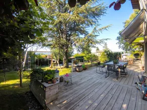 Family-Friendly House with Large Garden in Mane - Image 5
