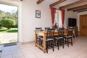 Child-friendly charming cottage with BBQ & garden | Garden view | Pet-friendly - Image 2