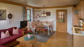 Flat with barbecue, terrace & garden | Mountain view - Image 2