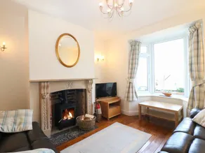 Cottage with garden | Beach view - Image 3