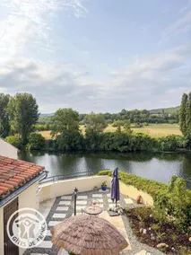 Geräumige Ferienunterkunft mit Grill, Garten und Terrasse - Image 2