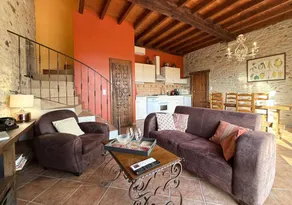 Fully equipped gite with terrace, barbecue & garden | Pets allowed - Image 4
