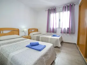 Family-oriented holiday apartment with terrace | Sea view | Close to the beach | Pet-friendly - Image 5