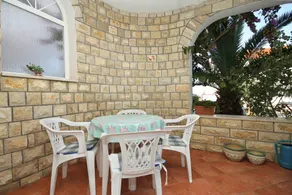 One bedroom apartment with terrace Novalja, Pag (A-9334-d) - Image 2
