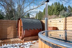 Gite le Suyen with Nordic Bath and Sauna – Panoramic View of the Pyrenees - Image 4