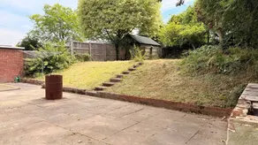 Duxford Spacious 4BR Home Near IWM Duxford Aviation - Image 4