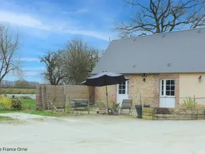 Charming cottage with barbecue - Image 2