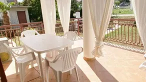Fully equipped wonderful holiday apartment with garden & barbeque | Close to the beach - Image 4