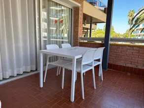 Apartement with air conditioning and outdoor pool - Image 3