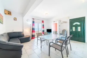 Holiday apartment with garden & terrace | Sea view - Image 4