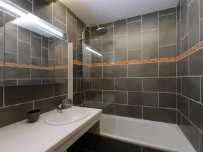 Studio with pool | Mountain view - Image 4