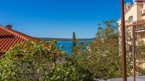 Family-friendly flat with barbeque, garden & terrace | Sea view | Next to the beach | Pets are welcome - Image 4