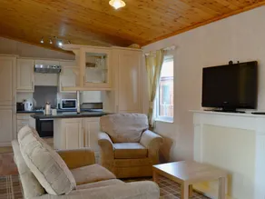 Child-friendly cottage | River view | Pets are welcome - Image 3