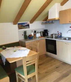 Apartment "1 Weißhorn" with Mountain View, Shared Garden, and Wi-Fi - Image 4