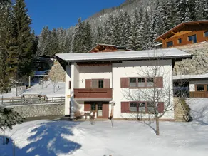 Child-friendly holiday apartment with garden & terrace - Image 5