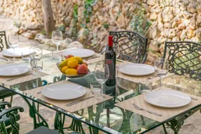 Family-friendly chalet with barbecue, hot tub & terrace | Pets allowed - Image 5