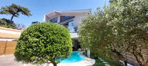 Villa with private pool, garden & terrace | Garden view - Image 3
