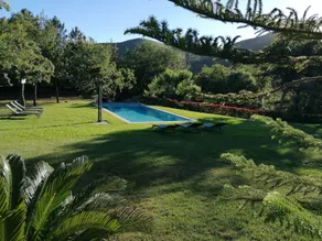 Casa totalmente attrezzata con terrazza, piscina e giardino | Vista sul giardino | Accetta animali domestici - Image 2