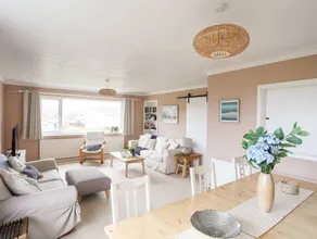 Child-friendly lovely cottage with garden | Next to the beach | Pets allowed - Image 5
