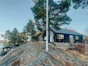 Fully equipped charming holiday home with terrace, garden & BBQ | Water view | Suitable for remote work - Image 3