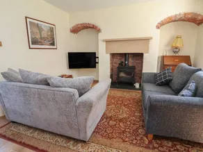 Family-friendly cottage with garden | Pet-friendly - Image 5
