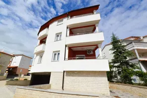 Pleasant flat with terrace & barbeque - Image 2