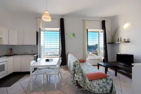 Apartment "Trilocale in villa vista mare Apt 1" with Sea View - Image 3