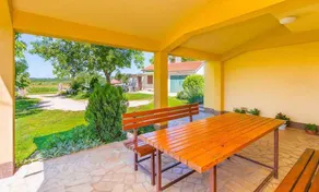 House with terrace, barbecue & garden - Image 4