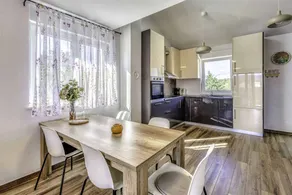 Fantastico appartamento con barbecue, giardino e terrazza - Image 5