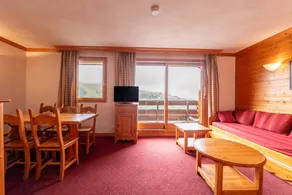 Merveilleux appartement avec sauna, piscine et jardin | Vue montagne | À côté du ski - Image 4