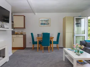 Cottage with garden - Image 4