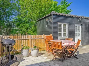 Holiday home with terrace, garden & barbecue - Image 2