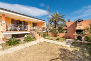 House with terrace, garden & barbecue | Mountain view - Image 2