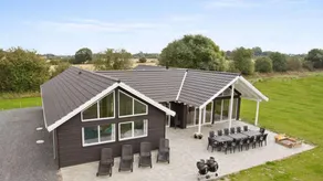 Holiday home with pool, terrace & garden | Pet-friendly - Image 2