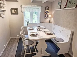 Holiday home with terrace & garden | Dogs allowed - Image 4