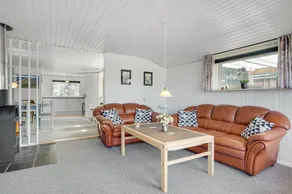 House with terrace - Image 3