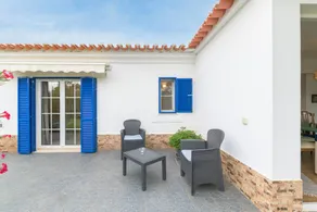 Maison de vacances entièrement équipée avec jardin, barbecue et piscine | Vue jardin | Avec animaux bienvenus - Image 3