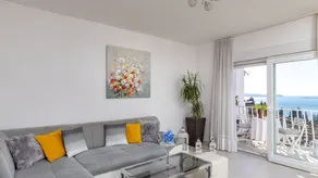 Fully equipped charming apartment with terrace | Next to the beach - Image 3