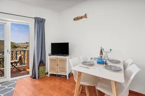 Flat with pool, barbeque & fast internet | Beach view | Suitable for remote work - Image 5