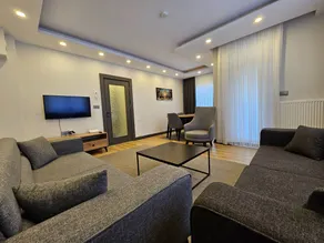 Professionally Maintained, Spacious New Suites 2-5 - Image 3